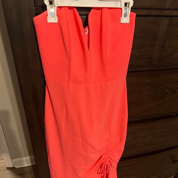 Amanda Uprichard Rayna Strapless Midi Dress - Picture 3 of 7